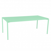 TABLE CALVI Vert opaline de FERMOB