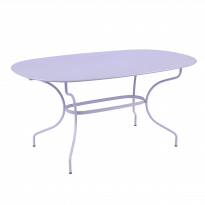 Table ovale 160x90 OPÉRA + de Fermob, Guimauve