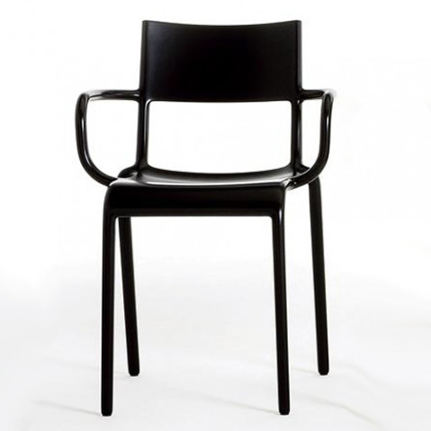 chaise generic a kartell noir